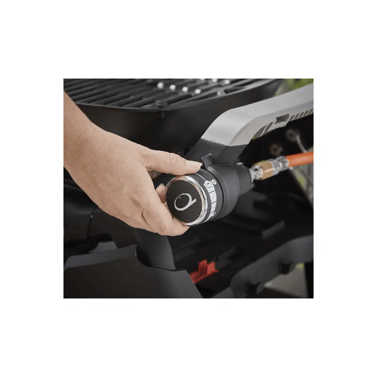 Weber Q1200N Series with Stand ZA Gas Braai - Image 3